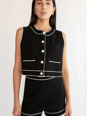 Oak + Fort Black with Cream Knit Vest/Top NWOT Size M